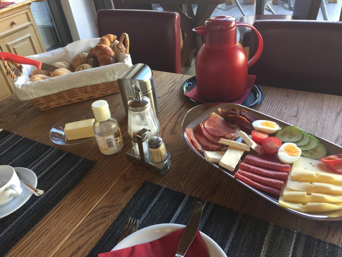 Gaestehaus Steuer Bruttig-Fankel Esterno foto